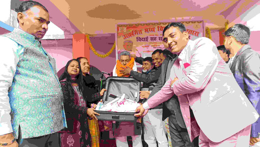 शिक्षक रामाकांत शर्मा को भावपूर्ण विदाई और सम्मान, शैक्षणिक योगदान की सराहना